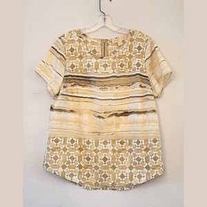 Beautiful Michael Kors size 10;excellent condition blouse